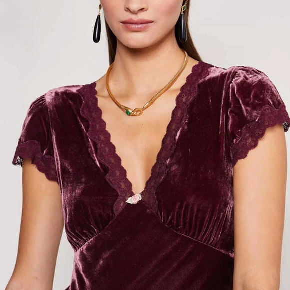 Rixo Red Velvet Clarice Midi Dress - Picture 4 of 11